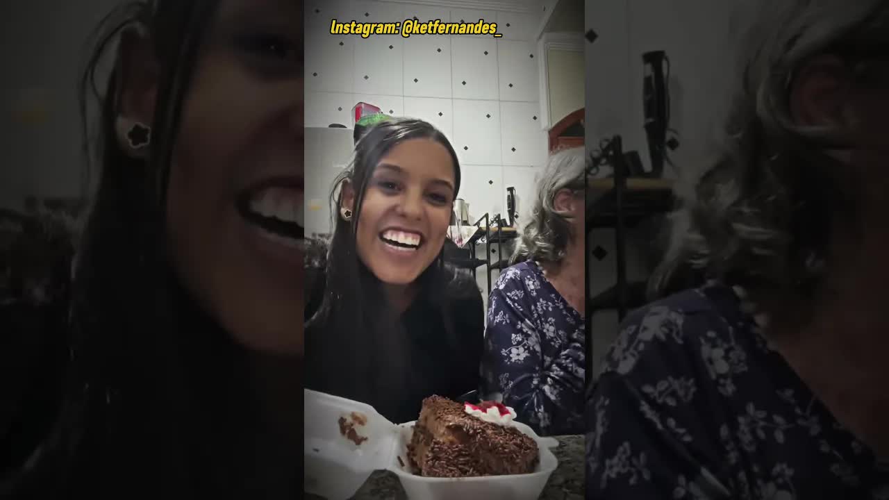 Parabéns para a avó mesmo trabalhando
