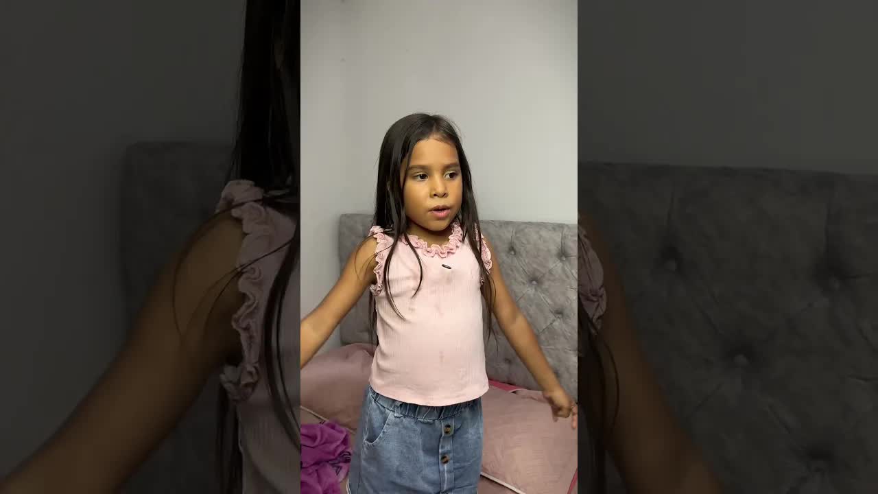¿Quién dañó el celular, María o Rose?