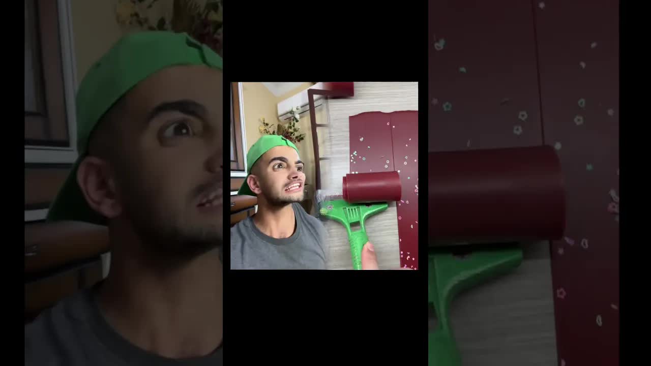 السينوجة يختار الأغنية اللي تعجبو