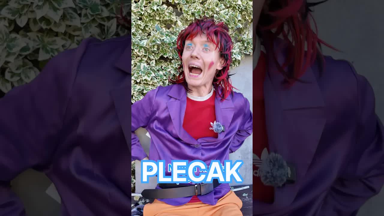 Mama kupiła fioletowy plecak